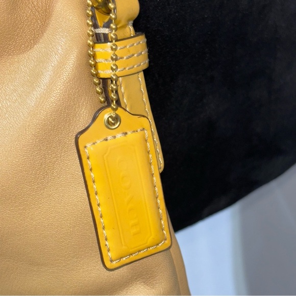 COACH Bonnie Leather Foldover Shoulder Tote Bag 13388 - Picture 3 of 7